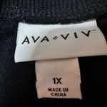 Ava & Viv  Black Crewneck Sweater Pullover size 1X Photo 2