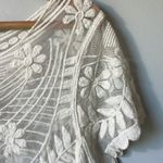 EXPRESS  embroidered ivory floral top in size large. Photo 3