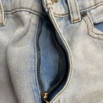 PacSun Mom Denim Shorts Two-Toned 2.5”Inseam Cuffed Hem Size 24 Blue Photo 2