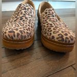 Toms  leopard print platform slip on show size 10 Photo 3