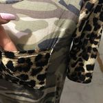 Double Zero Camo print tee with leopard pocket & sleeves, M Photo 1