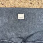 Vuori  LEGGINGS / GREY / SIZE MEDIUM Photo 4