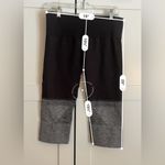 Lululemon  Seamlessly Street Crop Athletic Leggings Size 10 Black Capri Thick Photo 4