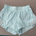 Lululemon Hotty Hot Short 2.5” Photo 0