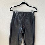 Abercrombie & Fitch The Ankle Straight Ultra High Rise
Vegan Leather in Black Photo 3