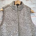 Thread and Supply Sherpa Vest Zip up pockets oatmeal collared neckline Medium Photo 1