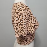 Forever 21  leopard crop top size small Photo 4