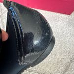 Munro Women's  Navy Henlee Patent Leather Cap Toe Flats sz 8.5 Photo 5