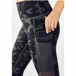 Fabletics power hold Mika high waisted pocket Capri leggings camo green 2X NWT Photo 1