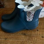 Laura Ashley blue 10 Mid Cut Ankle Height Rubber Rain Boots Photo 1