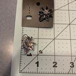 NEW Black & Silver Flower Earrings w/ Rhinestone for Pierced Ears Photo 5