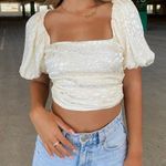 Isabelle's Cabinet Isabelle’s Cabinet Top Photo 0