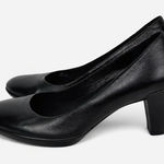 Ecco ‎ Black Leather Block Heel Pumps Women's Size 40 EU Photo 0