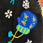 Victoria Jones Black Winter Sweater Vest‎ Size Large Photo 3