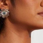 Unique Glare Earrings Photo 0