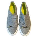 Rocket Dog women's size 6.5 light gray fabric slip on velcro casual shoes Photo 1