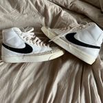 Nike Women’s Blazers Photo 2