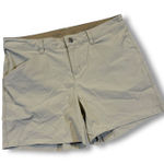 Patagonia EUC  Women's Size 8 Tan Beige Hiking Shorts Back Zip Pocket Activewear Photo 0