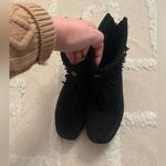 Minnetonka Women's Hi Top Back Zip in black suede 7.5 boho winter fringe retro Photo 10