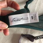 secret treasures Bin 8 Bundle Of 2 Underwired Bras Adjustable Straps Green & Snake Print Size 36D Photo 6