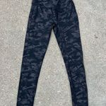 Spanx Faux Leather Camo Leggings 20185R Matte Black Camo MEDIUM Photo 4