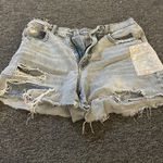 American Eagle 90’s Boyfriend Short Photo 0