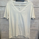 Lululemon  Love V Neck Tee Short Sleeve Size 12 Photo 0