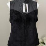 Nike Women's Reversible Filled Vest Size M Photo 1