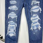 American Eagle  tomgirl jeans size 2 distressed patch Photo 5