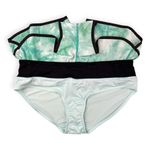 Lululemon  | Size 8 | Run Speed Short Spray Dye White Blue Tropics / Black Photo 11