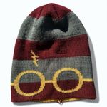 Harry Potter Gryffindor Beanie & Scarf Set Photo 3