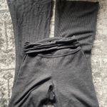 No Boundaries Yoga Pants Photo 1