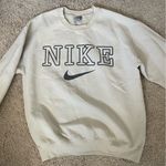 Gildan Nike Crewneck Cream Photo 0