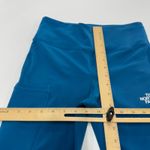 The North Face  Leggings Womens Medium Blue Movmynt Capris Pants Pockets Photo 6