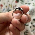 Three stone sapphire ring Size 5 Photo 1