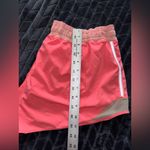 Lululemon Hotty Hot Runnig Shorts Mesh Trim Vibrant Pastel Pink/Orange Size 10 Photo 8