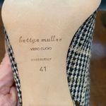 Bettye Muller  Cream Plaid Fabric Slingback Pumps Sz 41 Photo 6