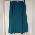 Dress Barn  skirt size 4 in very good condition very soft Photo 2