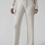 Athleta  Reverie Sweater Pant Sea Salt Ivory Ribbed Knit Medium Photo 0