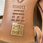 Schutz  flats in neutral tan leather Strappy summer flats metal detail gold Photo 5