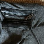 Lysse  medium m stretchy open or close front flattering Photo 2