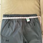 Under Armour Women's Stormproof Lined Rain Pants. MSRP $130. Size L Photo 6