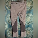Lululemon athletica Gray Leggings with Stretchy Knit Fabric Size 4 Photo 1