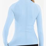 Amazon Women’s Long Sleeve Workout Top Photo 2