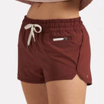 Vuori Clementine Lined 4" Shorts Small Chocolate Brown Athleisure Workout Run Photo 0