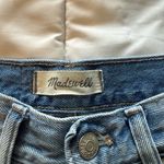 Madewell  The Mom Jean size 25 Photo 8