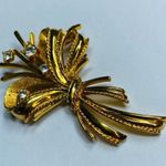 Gold Tone Bundle Bows Clear Crystal Rhinestone Accent Jewelry Pin Brooch Vintage Photo 12
