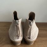 Kenneth Cole Reaction Beige Perforated Ankle Booties Women’s 12 New Photo 3