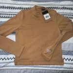 The North Face NWT  L/S‎ Evolution Fitted Almond Butter size Large Photo 0