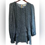 New‎ In long sleeve, blue dress size large Photo 1